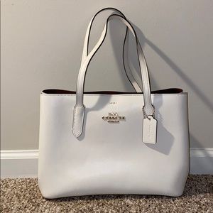Coach Tatum Carryall Shoulder Bag